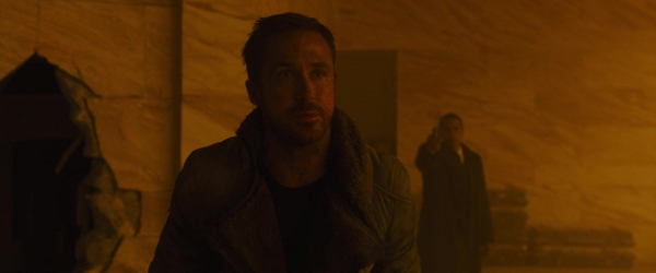 ryangoslingup_BLADERUNNER2049_1606.jpg