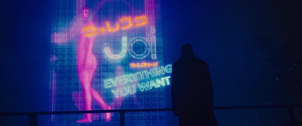 ryangoslingup_BLADERUNNER2049_1764.jpg