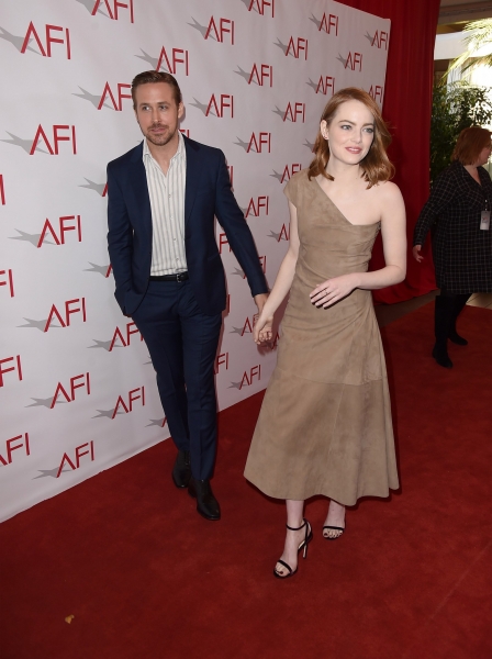 Ryan-Gosling-AFI-Awards-Arrivals-2017-013.jpg