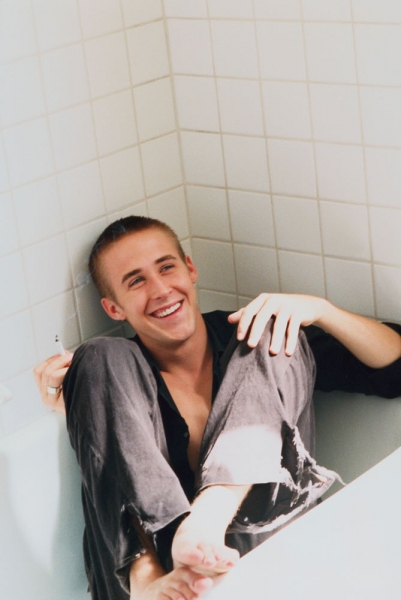 Ryan-Gosling-Albane-Navizet-Photoshoot-2001-07.jpg
