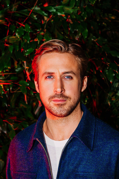 Ryan-Gosling-Brinson-Banks-Photoshoot-New-York-Times-2015-01.png
