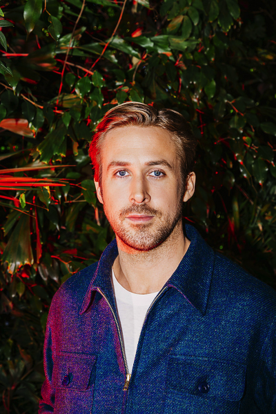 Ryan-Gosling-Brinson-Banks-Photoshoot-New-York-Times-2015-04.png
