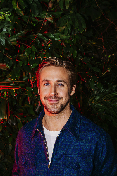Ryan-Gosling-Brinson-Banks-Photoshoot-New-York-Times-2015-05.png