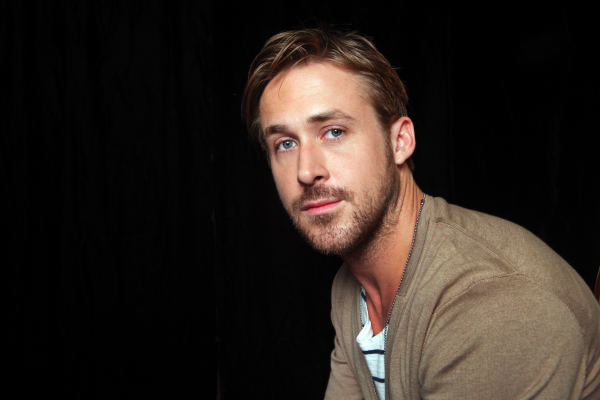 Ryan-Gosling-Carolyn-Cole-Los-Angeles-Times-Photoshoot-2011-02.png