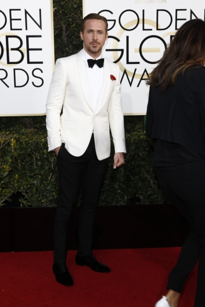 Ryan-Gosling-Golden-Globes-Awards-Arrivals-2017-093.jpg