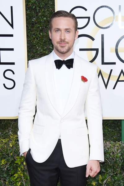 Ryan-Gosling-Golden-Globes-Awards-Arrivals-2017-105.jpg