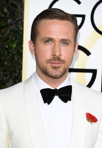 Ryan-Gosling-Golden-Globes-Awards-Arrivals-2017-120.jpg