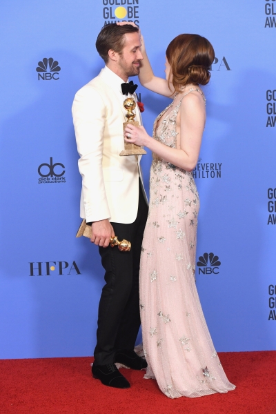 Ryan-Gosling-Golden-Globes-Awards-Press-Room-2017-166.jpg