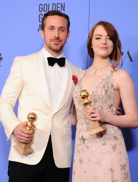 Ryan-Gosling-Golden-Globes-Awards-Press-Room-2017-327.jpg