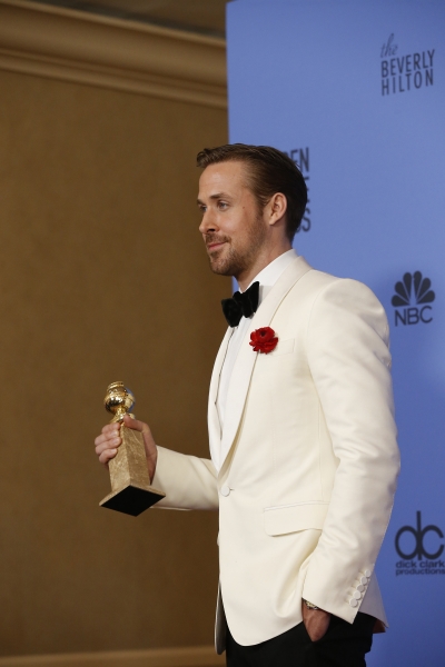 Ryan-Gosling-Golden-Globes-Awards-Press-Room-2017-343.jpg