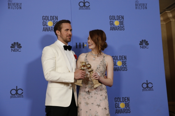 Ryan-Gosling-Golden-Globes-Awards-Press-Room-2017-352.jpg