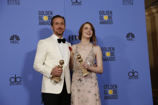 Ryan-Gosling-Golden-Globes-Awards-Press-Room-2017-353.jpg