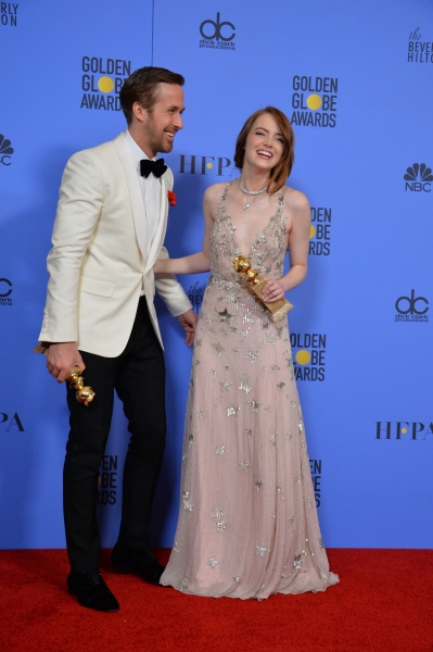 Ryan-Gosling-Golden-Globes-Awards-Press-Room-2017-356.jpg