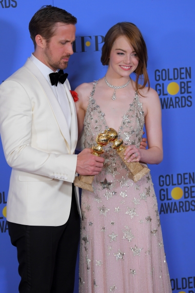 Ryan-Gosling-Golden-Globes-Awards-Press-Room-2017-378.jpg