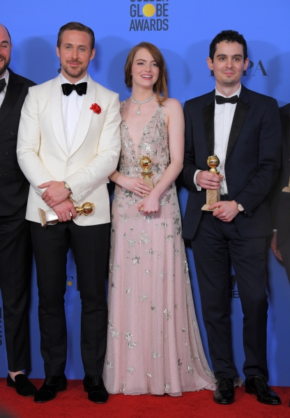 Ryan-Gosling-Golden-Globes-Awards-Press-Room-2017-384.jpg