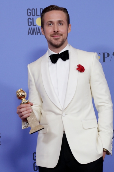 Ryan-Gosling-Golden-Globes-Awards-Press-Room-2017-390.jpg