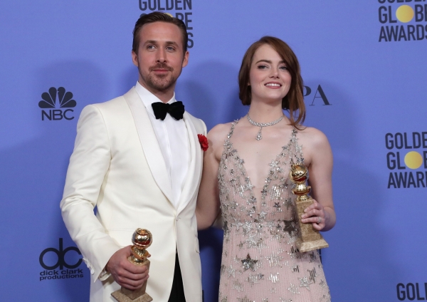 Ryan-Gosling-Golden-Globes-Awards-Press-Room-2017-394.jpg