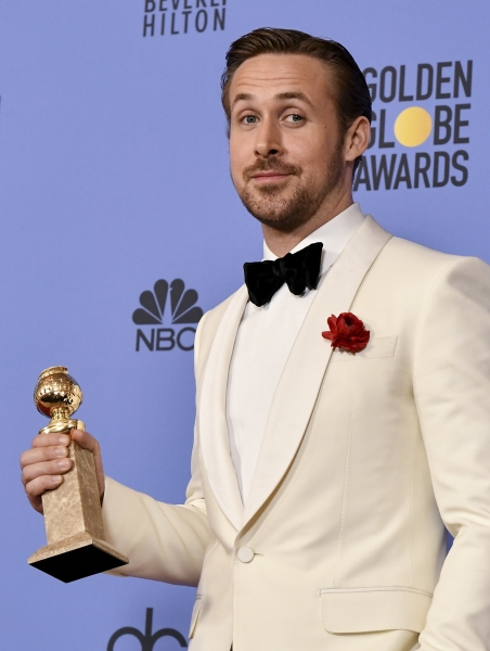 Ryan-Gosling-Golden-Globes-Awards-Press-Room-2017-399.jpg