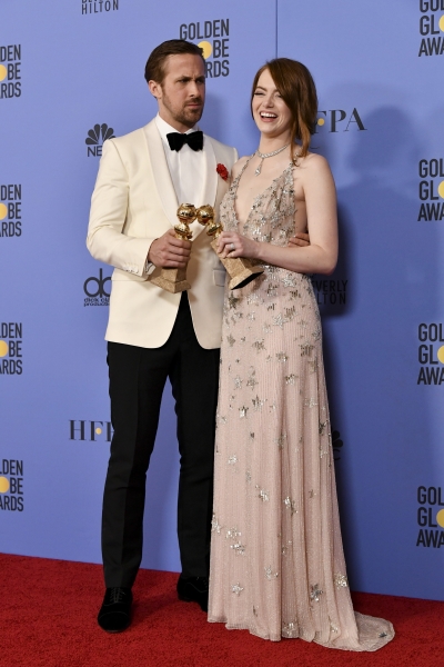 Ryan-Gosling-Golden-Globes-Awards-Press-Room-2017-404.jpg