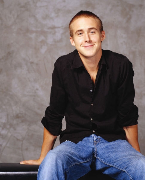 Ryan-Gosling-Joe-Pugliese-TV-Guide-Photoshoot-2001-06.jpg