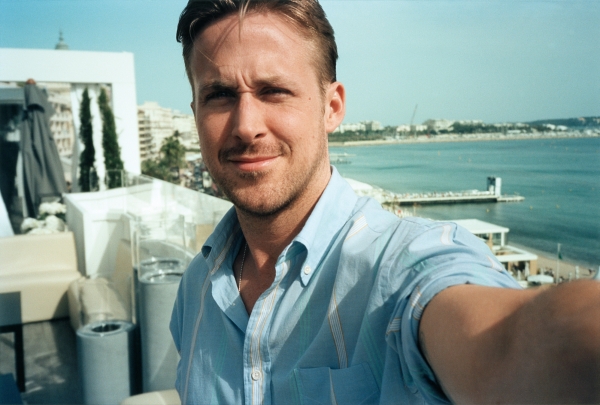 Ryan-Gosling-Jonas-Unger-Photoshoot-Cannes-2014-01.jpg