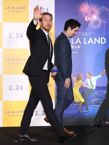 Ryan-Gosling-La-La-Land-Premiere-Tokyo-2017-033.jpg