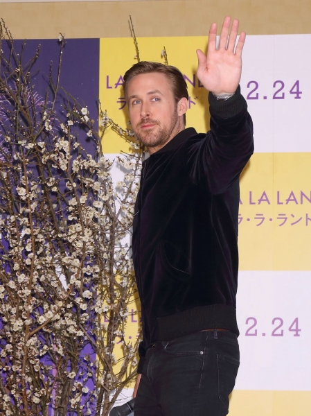 Ryan-Gosling-La-La-Land-Press-Conference-Tokyo-2017-029.jpg