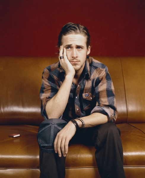 Ryan-Gosling-Roberto-Frankenberg-Photoshoot-2003-03.jpg