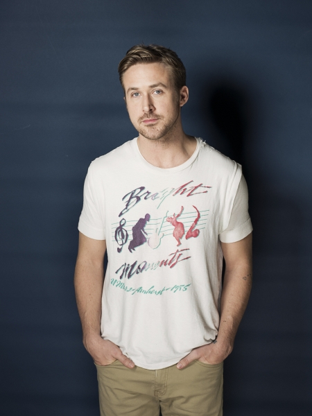 Ryan-Gosling-Victoria-Will-Photoshoot-2013-004.jpg