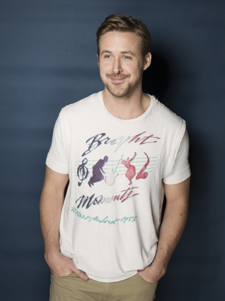 Ryan-Gosling-Victoria-Will-Photoshoot-2013-005.jpg