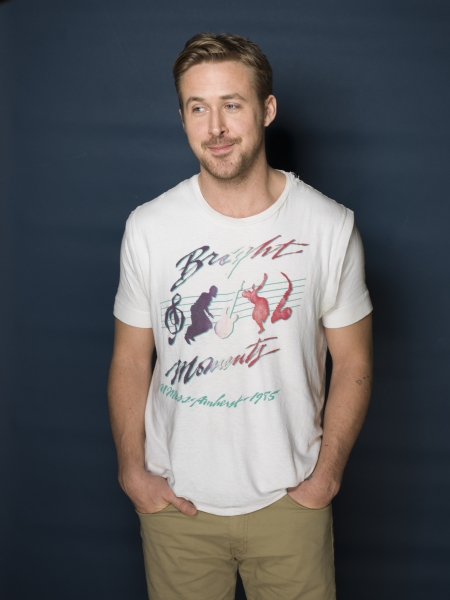 Ryan-Gosling-Victoria-Will-Photoshoot-2013-006.jpg