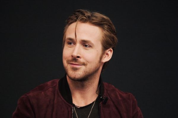 Ryan_Gosling_51~0.jpg