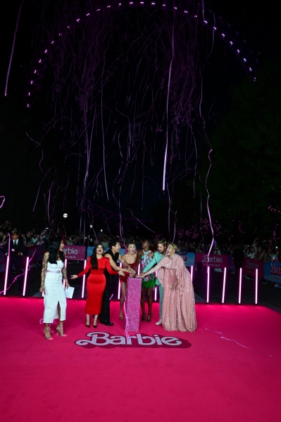 shutterstock_editorial_Barbiephotocall_14005795af.jpg