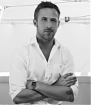 Ryan-Gosling-Antoine-Doyen-Photoshoot-Cannes-2010-10.png