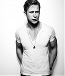 Ryan-Gosling-Art-Streiber-New-York-Magazine-Photoshoot-001.jpg