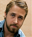 Ryan-Gosling-Carolyn-Kaster-Photoshoot-Toronto-2007-009.jpg
