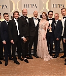 Ryan-Gosling-Golden-Globes-Awards-Backstage-2017-05.jpg