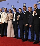 Ryan-Gosling-Golden-Globes-Awards-Press-Room-2017-403.jpg