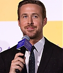 Ryan-Gosling-La-La-Land-Premiere-Tokyo-2017-043.jpg
