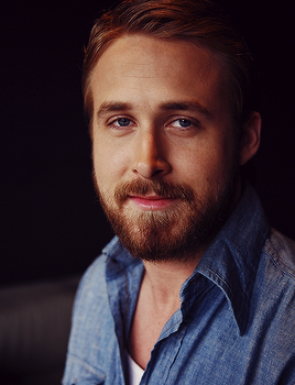 Ryan-Gosling-Henny-Garfunkel-Photoshoot-Toronto-2007-02.png