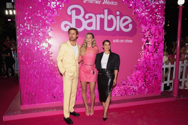 shutterstock_editorial_Barbie_Pink_Carpet_Toreo_Parq_14000517ar.jpg