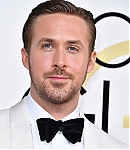 Ryan-Gosling-Golden-Globes-Awards-Arrivals-2017-133.jpg