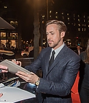 Ryan-Gosling-La-La-Land-Premiere-Paris-Red-Carpet-2017-014.jpg
