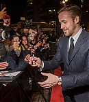 Ryan-Gosling-La-La-Land-Premiere-Paris-Red-Carpet-2017-020.jpg