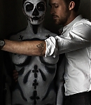 Ryan-Gosling-Perou-Esquire-Photoshoot-2011-10.jpg